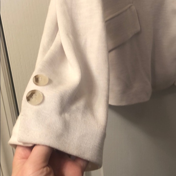 White blazer - Picture 3 of 8